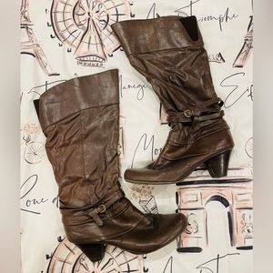 🐻 Bearpaws Full Zip Boots (Women’s, Size 10)